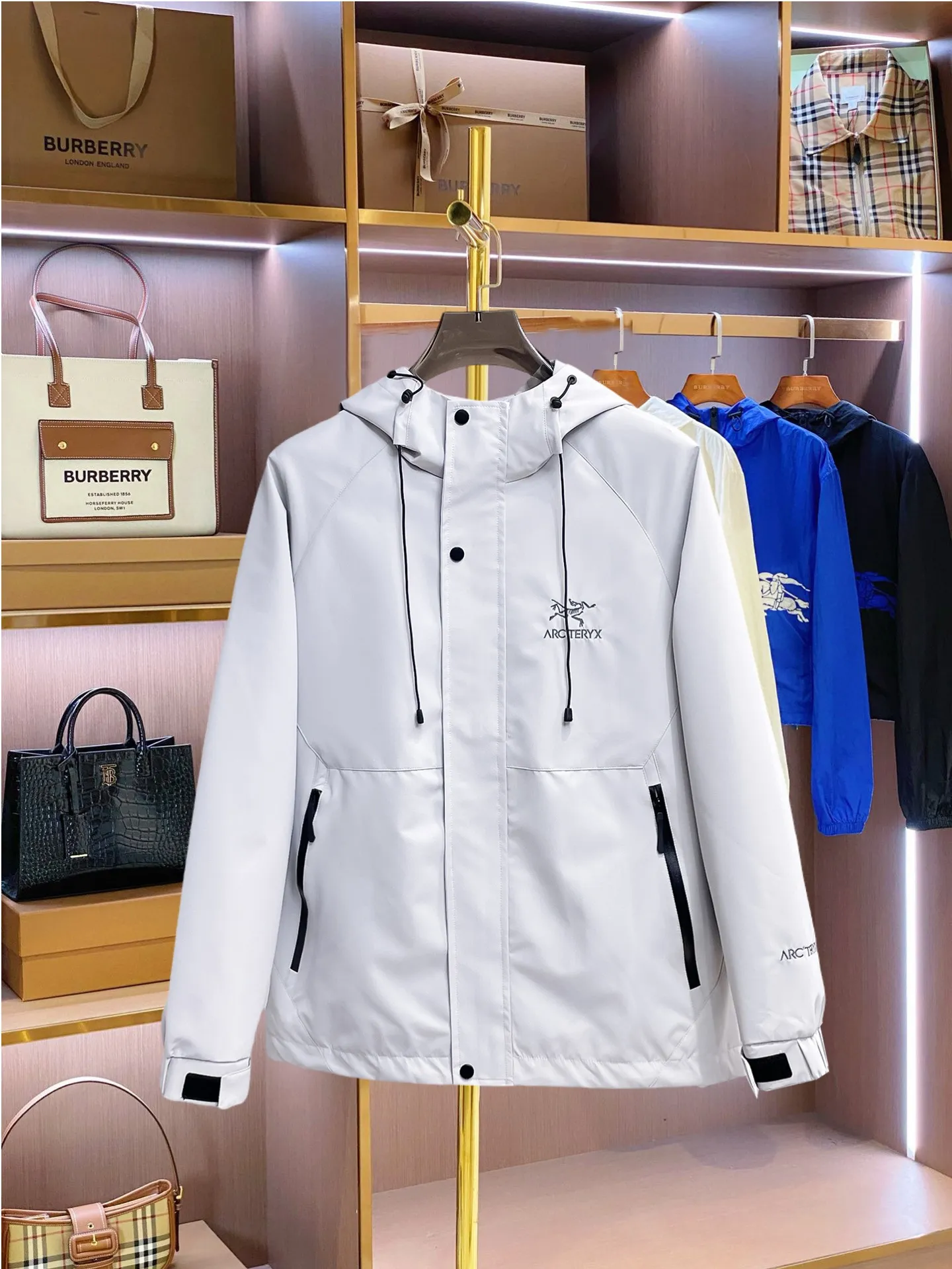 Same Style， ， 2026 New Arrival ， Original Premium Breathable ， ， ， Quality。 ， Sizes：M～3XL，